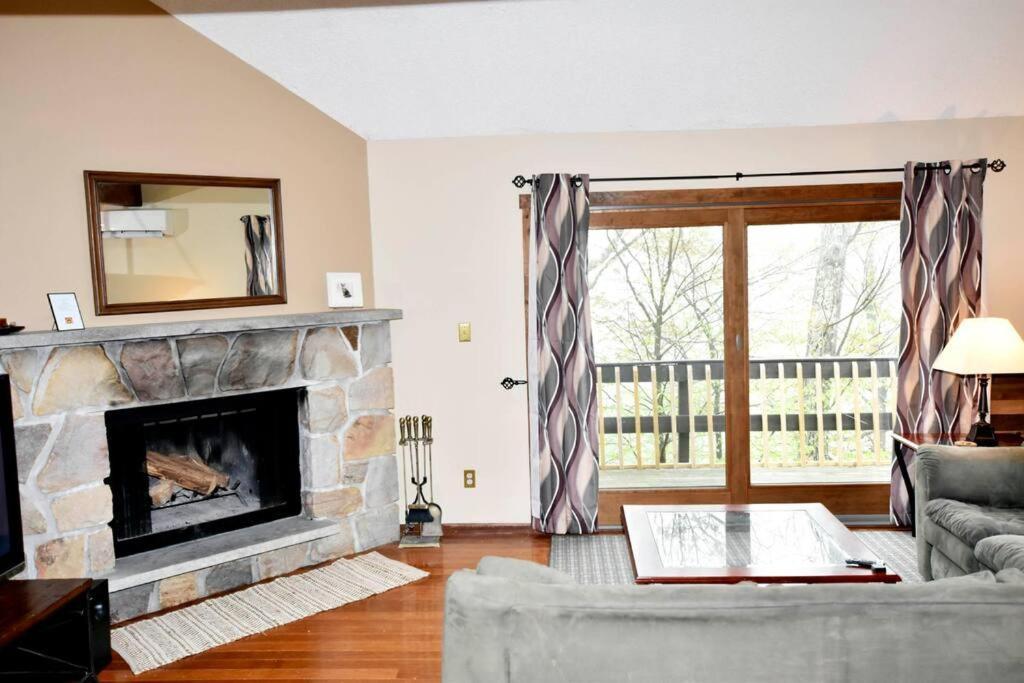 3-Bedroom Vacation Home Steps To Camelback Ski Area Ski-In Ski-Out Crescent Lake Esterno foto